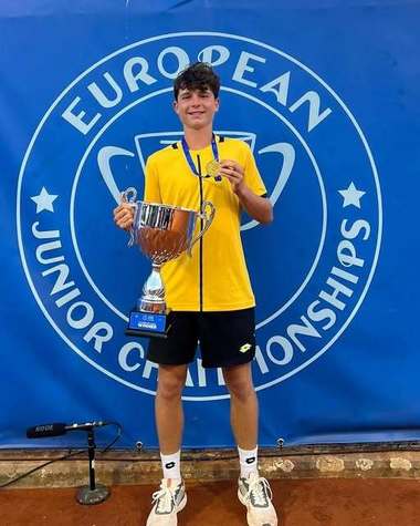 Tenis: Yannick Theodor Alexandrescou va juca finala Campionatului European de Juniori U18