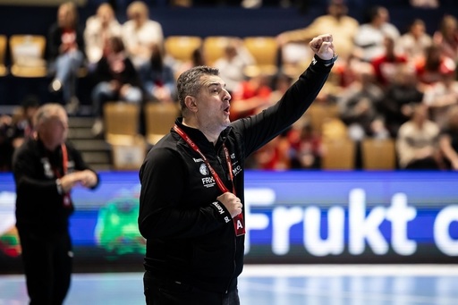 FR Handbal: Antrenorii Florentin Pera şi Bogdan Burcea au demisionat de la naţională; Două luni mai sunt până la Campionatul Mondial