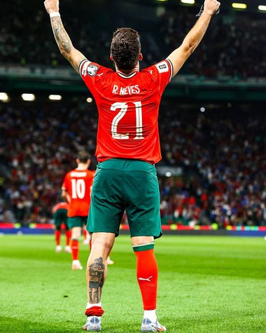 Ruben Neves a înscris golul vieţii, la meciul Portugaliei cu Irlanda, în care a evoluat cu numărul 21 al prietenului său dispărut, Diogo Jota