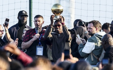 Mama lui Ousmane Dembélé, litigiu fiscal din cauza unui „cadou” de 200.000 de euro din partea fiului său
