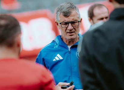 Superliga: Ioan Ovidiu Sabău s-a despărţit de Universitatea Cluj