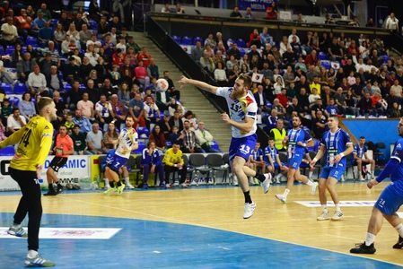 HC Buzău debutează cu o victorie istorică în Europa: 46–21 cu Leotar Trebinje!
