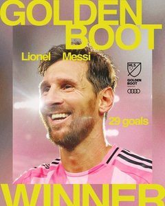 Lionel Messi a reuşit un hattrick pentru Inter Miami şi a câştigat titlul de cel mai bun marcator al sezonului regulat din MLS - VIDEO