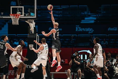 Baschet masculin: U BT Cluj pierde greu în Liga Adriatică, cu Dubai Basketball, care joacă şi în Euroligă; Halep, în tribune