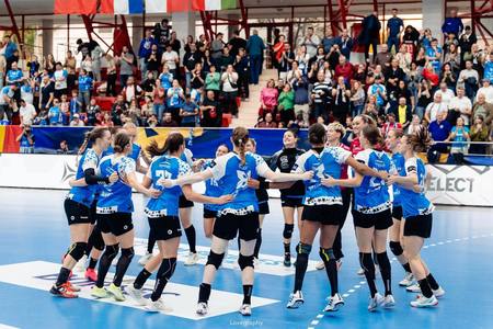 Handbal feminin: Gloria Bistriţa – CSM Bucureşti, scor 28-29, în etapa a VII-a a Ligii Naţionale