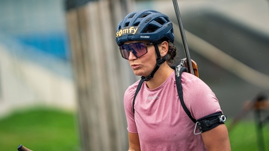 Biatlon: Vizată de plângeri pentru furt şi fraudă cu cardul bancar, Julia Simon a recunoscut faptele