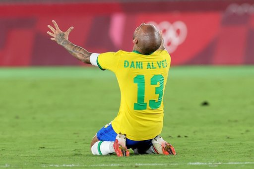 După 14 luni de închisoare pentru agresiune sexuală, Dani Alves a devenit predicator: Am încheiat un pact cu Dumnezeu - VIDEO