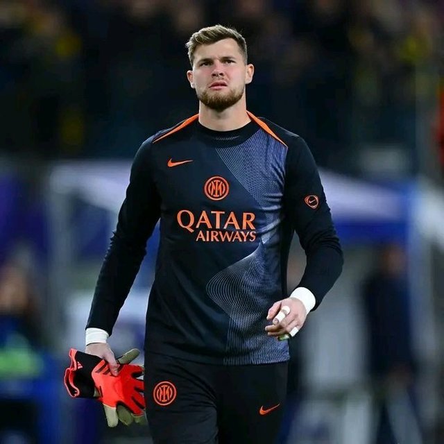 Portarul echipei Inter Milano, Josep Martinez, implicat într-un accident rutier soldat cu un mort. Cristian Chivu a anulat conferinţa de presă de marţi