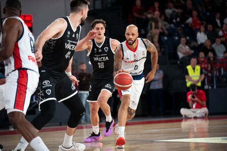 Baschet masculin: Etapă cu înfrângeri pentru echipele româneşti angrenate în grupele FIBA Europe Cup