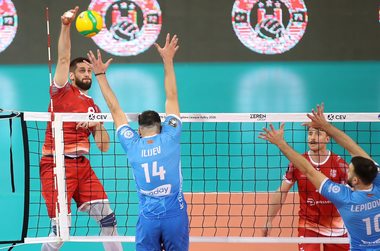 Volei masculin: Dinamo Bucureşti, victorie importantă cu campioana Sloveniei, ACH Volley Ljubljana, în turul II al Ligii Campionilor