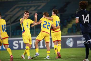 Dueluri cu Finlanda şi Spania pentru naţionala de tineret. Lotul convocat de selecţionerul Costin Curelea