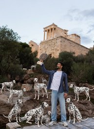 Novak Djokovic a sărbătorit al 101-lea titlu la Atena cu dalmaţieni - FOTO