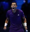 Canadianul Felix Auger-Aliassime s-a calificat în semifinale la Turneul Campionilor