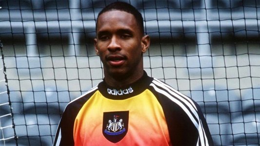 Fostul fotbalist Shaka Hislop suferă de o formă agresivă de cancer de prostată. "Am suferit o prostatectomie radicală. Şi am crezut că asta a fost tot..." - VIDEO