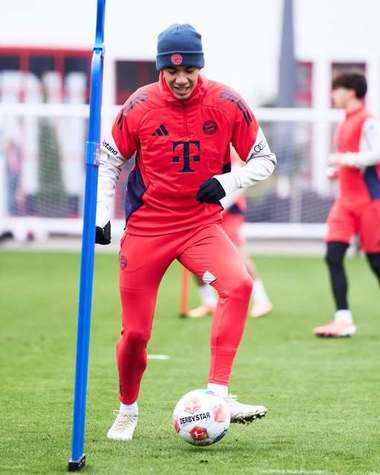 Bundesliga: După o lungă accidentare, Musiala a revenit la antrenamente cu Bayern Munchen