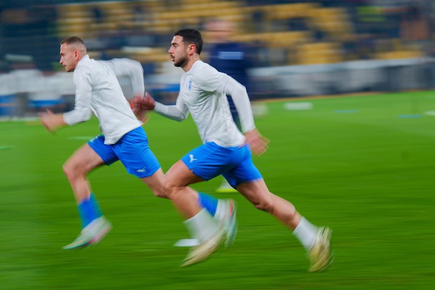 UPDATE - Conference League: AEK Atena – Universitatea Craiova 3-2, după 0-2, şi oltenii sunt eliminaţi din cupele europene / "Seară neagră", spun oltenii / Răzvan Marin - Îmi pare rău pentru ei