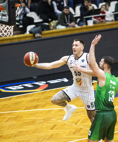 Baschet masculin: U BT Cluj, o nouă victorie în Liga Adriatică, scor 92-82, cu slovenii de la KK Krka