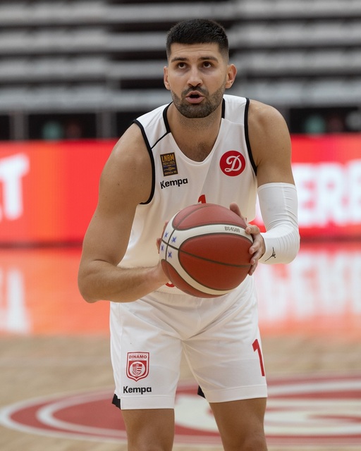 Baschet masculin: SCMU Craiova, Steaua Bucureşti, CSM Tg. Mureş şi Dinamo completează Turneul F 8 al Cupei României
