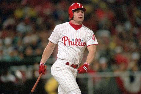 Fostul jucător de baseball Lenny Dykstra riscă să fie acuzat de posesie de droguri după ce a fost oprit în trafic în ziua de Anul Nou