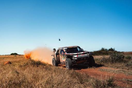 Mitch Guthrie a câştigat etapa a treia la Dakar, clasa auto. Pe ce locuri s-au clasat echipajele Dacia