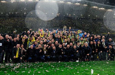 Fenerbahce a învins Galatasaray şi este supercampioana Turciei