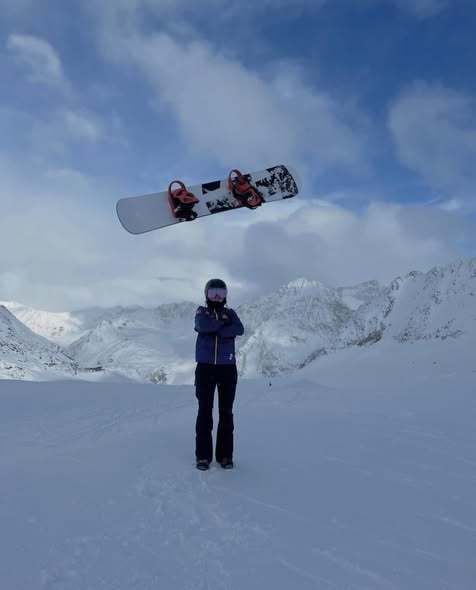 Snowboard: Henrietta Bartalis şi-a asigurat calificarea la Jocurile Olimpice de la Milano-Cortina