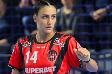 Handbal feminin: Bianca Bazaliu revine la Corona Braşov