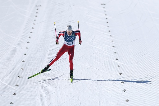 JO de iarnă: Norvegianul Klaebo scrie istorie pe schiuri. A egalat recordul absolut de medalii de aur / Reprezentanţii României, locurile 52 şi 65 la schi fond – 10 km liber, start interval