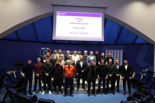Reprezentanţi ai mai multor echipe din Superliga, întâlnire cu preşedintele CCA - VIDEO