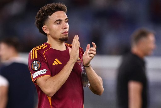 Noapte de coşmar pentru Neil El Aynaoui (AS Roma): A fost sechestrat şi jefuit alături de mai mulţi membri ai familiei sale / "Mi-au pus un cuţit la gât"