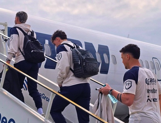 UPDATE - Echipa naţională a ajuns la Istanbul pentru meciul crucial cu Turcia, din play-off-ul pentru CM / Generaţia de Aur, alături de Generaţia de Suflet - VIDEO
