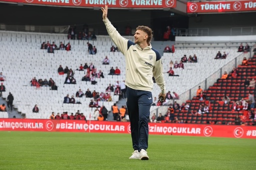 UPDATE - Meciul Turcia – România: Mircea Lucescu a anunţat echipa de start. În poartă, Ionuţ Radu. Hagi, căpitan / Cu ce formulă începe Turcia