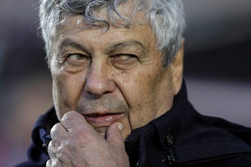 UPDATE - Fostul antrenor al naţionalei Mircea Lucescu a încetat din viaţă la Spitalul Universitar de Urgenţă Bucureşti / Reacţii din lumea fobalului / Gazzetta dello Sport -  A murit vizionarul fotbalului. A fost Nikola Tesla al fotbalului 
