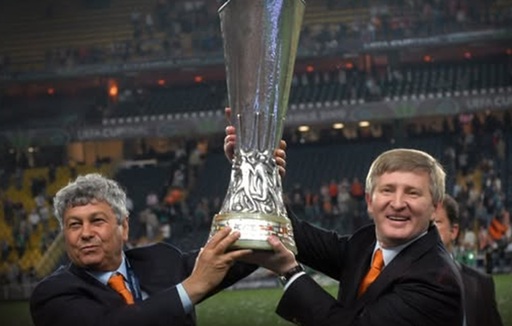 UPDATE - Rinat Ahmetov: Am venit să-mi iau rămas bun de la prietenul meu. Ar trebui să fiţi mândri că l-aţi avut pe Mircea Lucescu! / Mircea Lucescu m-a învăţat să beau vin. Iar eu l-am învăţat karaoke / Cine l-a însoţit pe miliardar la Bucureşti