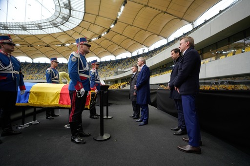 Cortegiul funerar cu sicriul în care se află trupul neînsufleţit al marelui antrenor Mircea Lucescu a plecat de la Arena Naţională. Slujba de înmormântare are loc la Biserica Elefterie din Capitală