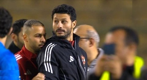 Portarul echipei Al-Ahly, Mohamed El-Shenawy, a fost suspendat patru etape pentru că a lovit un arbitru - VIDEO