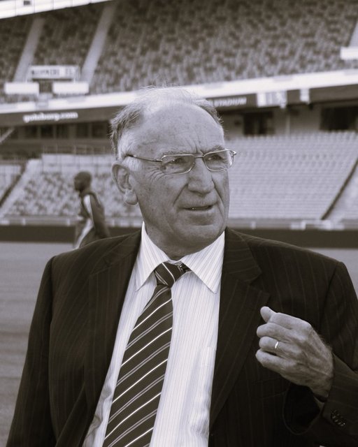 Jean-Pierre Escalettes, fost preşedinte al Federaţiei Franceze de Fotbal, a murit la 90 de ani
