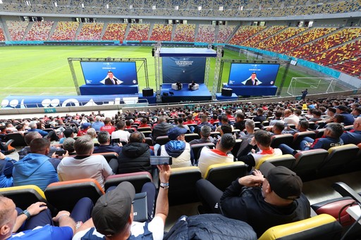Peste 800 de specialişti din academiile de fotbal au participat la cel mai important eveniment dedicat formării antrenorilor