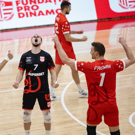 Volei masculin: Campioana Dinamo Bucureşti, victorie cu Steaua Bucureşti şi se califică în finala Diviziei A