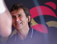 UPDATE - Alessandro Zanardi, „sportivul care a învăţat Italia să nu renunţe niciodată”, a murit. Avea 59 de ani /Italia îi deplânge moartea/ Giorgia Meloni: A fost un mare campion, capabil să transforme fiecare provocare a vieţii într-o lecţie de curaj