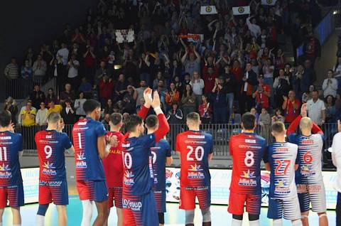 Volei masculin: SCM Zalău – Steaua Bucureşti, 2-0 la general, în finala pentru medalia de bronz