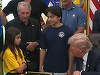 "Poate că ar fi mai bine să joci fotbal!” Donald Trump i-a spus unei fetiţe că este prea mică pentru a juca volei - VIDEO
