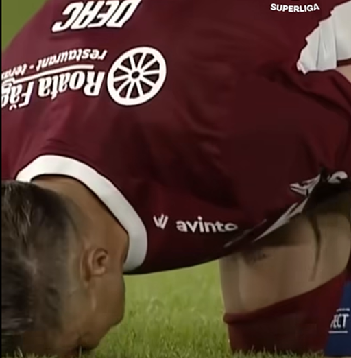 Ciprian Deac, în lacrimi după ultimul meci din carieră: M-am simţit cel mai iubit jucător, cel mai apreciat. Vă mulţumesc din suflet. Sunt mândru că fac parte din familia CFR – VIDEO