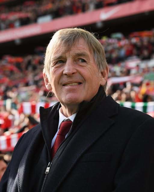 La o zi după Kevin Keegan, şi Sir Kenny Dalglish a anunţat că urmează un tratament pentru cancer