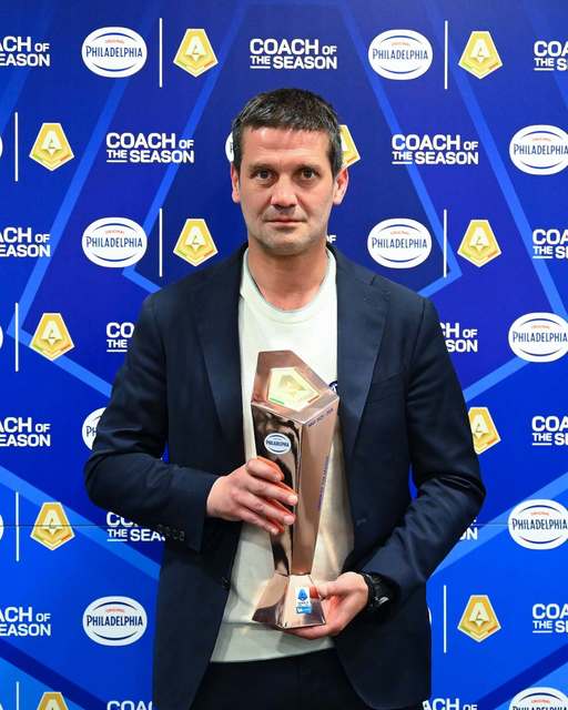Chivu şi „Dragostea din tei” - un an de când românul a preluat Inter Milano - VIDEO