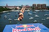 Podium pentru Constantin Popovici şi top 5 pentru Cătălin Preda în etapa a doua din Seria Mondială Red Bull Cliff Diving