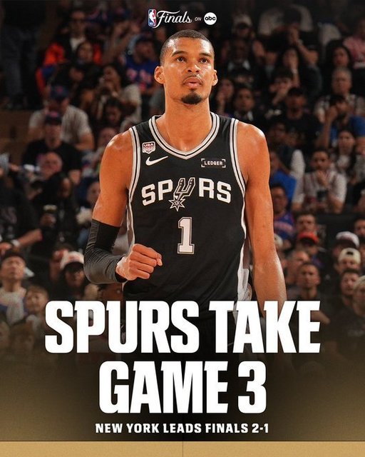San Antonio Spurs a învins New York Knicks, scor 115-111, în meciul 3 al finalei NBA. Knicks conduce la general, scor 2-1