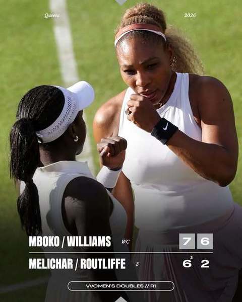 Serena Williams a revenit cu victorie la dublu, după patru ani de absenţă