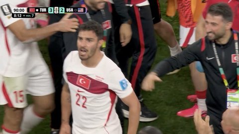 Cupa Mondială 2026: Turcia a învins SUA, scor 3-2, în grupa D. Turcii au marcat golul victoriei în minutul 90+8. Americanii merg în 16-imi de pe primul loc