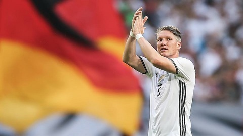 Schweinsteiger respinge acuzaţiile de rasism / Postul ARD îl apără pe fostul fotbalist 